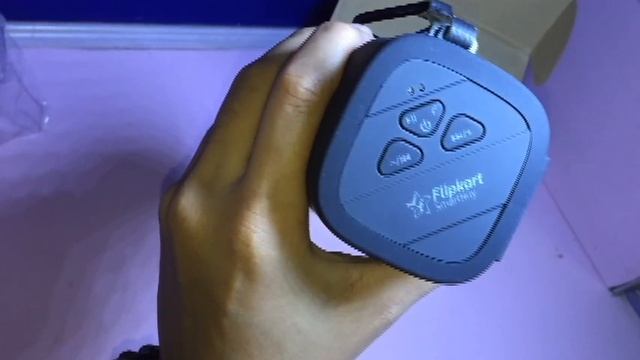 [Unboxing & Review] Flipkart SmartBuy Portable Bluetooth Speaker VBT10W1 смотреть онлайн