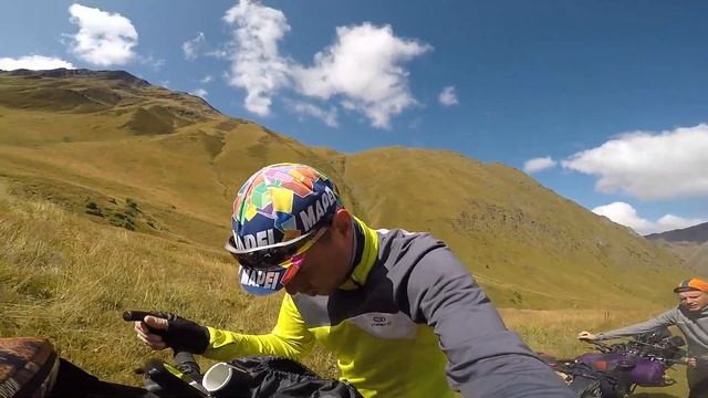 Грузия на велосипеде смотреть онлайн