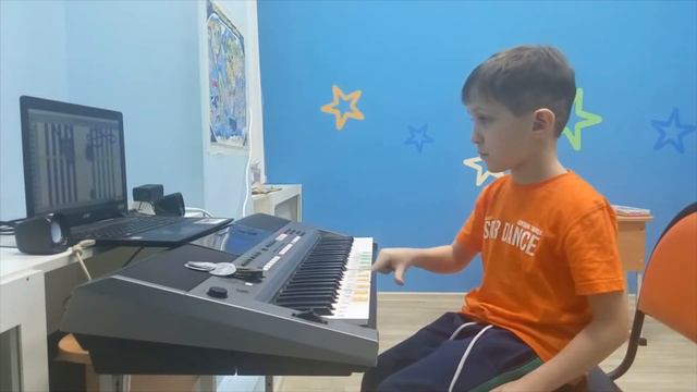 Soft Mozart Recital: Timofei (6) plays "French Song" by unknown author смотреть онлайн