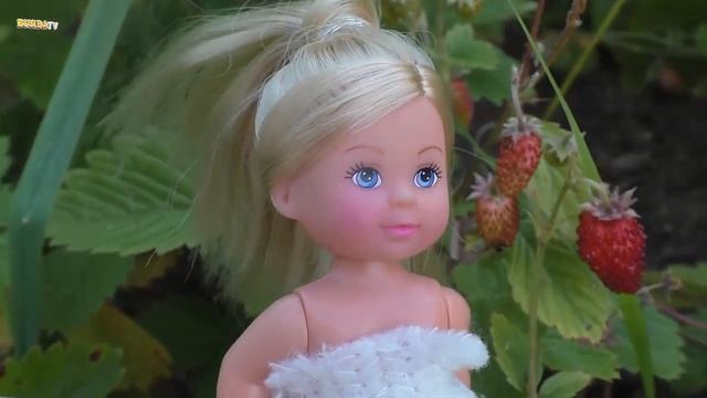 Куклы Пупсики Играют На Даче Играем В Куклы с Феей Винкс Куклы Для Девочек смотреть онлайн