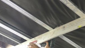 Потолок из МДФ в беседке. Сборка каркаса и монтаж панелей [№97]