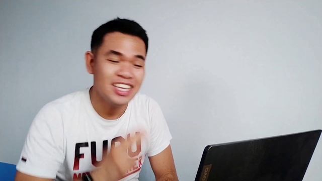 Vocal Coach React | Ariana Grande Focus Live AMA смотреть онлайн