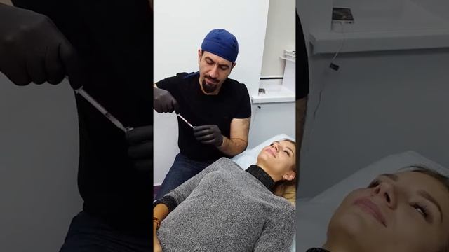 Прошел год после ринопластики. Противарубцовый препарат. смотреть онлайн