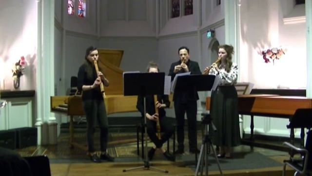 Fantasia á 4 + Suite I - Recorder consort смотреть онлайн
