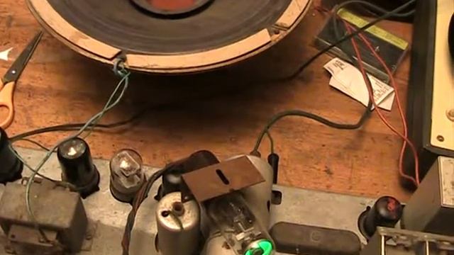 Шасси радиоприемника "Рига-10", проверка оконечника смотреть онлайн