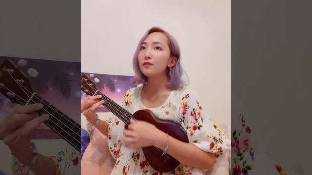 Somewhere Over The Rainbow (ukulele cover) by Luna смотреть онлайн