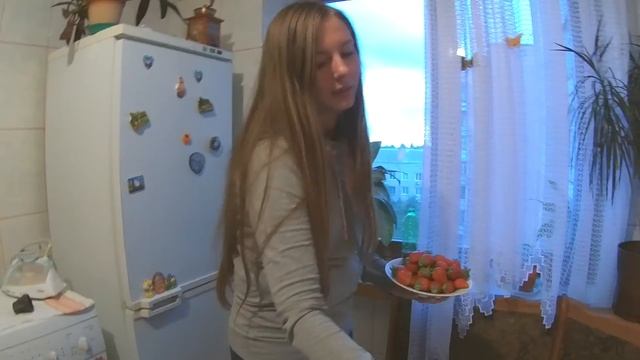 Я СНОВА ЧИТАЮ РЭП !? смотреть онлайн