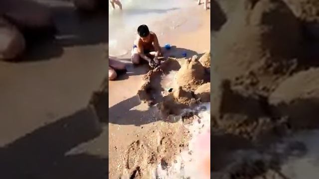 Песочный пляж в Геленджике смотреть онлайн