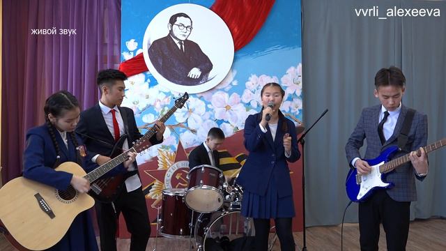 Темно оранжевый закат Галя Спиридонова смотреть онлайн