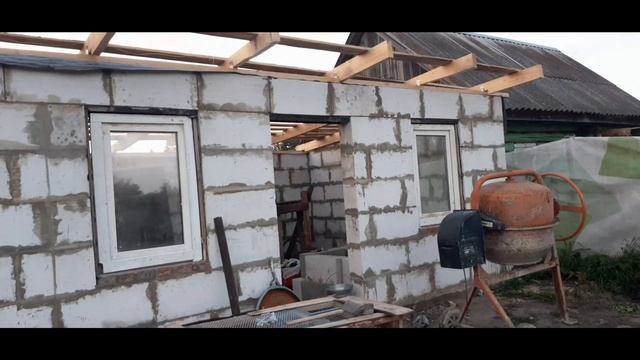 Сарай (3 часть). Крыша и окна для сарая. Кто заселился в сарай? смотреть онлайн