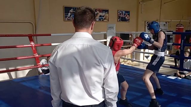 Чемпионат г. Мелитополя по Боксу 2008-2009 г. Чернышов Виталий СК Викинг смотреть онлайн