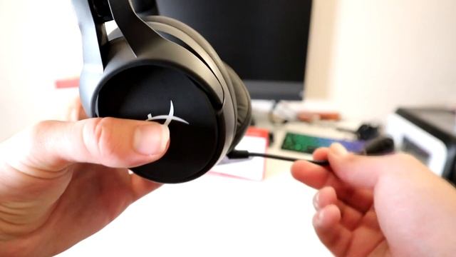 Review: HyperX Cloud Flight S Wireless Gaming Headset смотреть онлайн