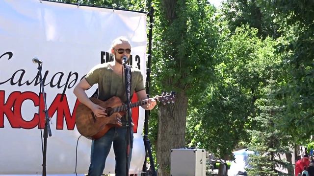 Виталий Кучинский (Лейтмотив) - Перемен (cover Кино) смотреть онлайн