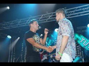 Про Белые розы Юра Шатунов и Дима Билан: видео с afterparty Новой волны в Сочи