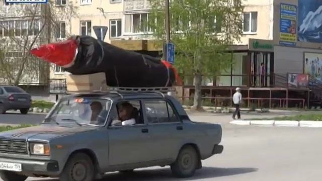 Праздник. День Победы в Добрянке. Автопробег по улицам города. Май 2016 смотреть онлайн