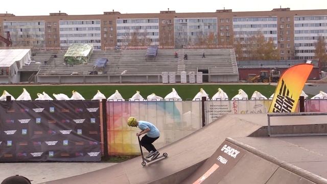 Хохлочев Павел - best trick - турнир по самокату "Энергия мечты" г.Одинцово смотреть онлайн