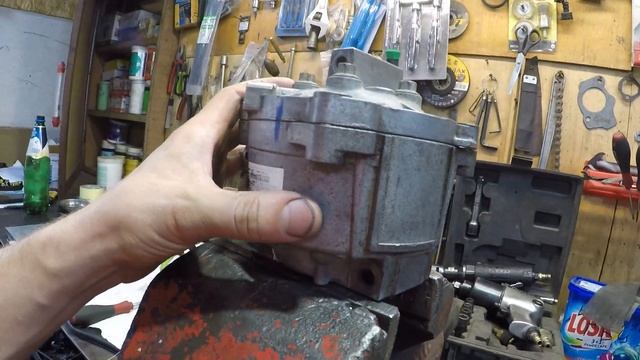 Митсубиси Аутлендер ХЛ.Компрессор кондиционера.Сальник,подшипник.