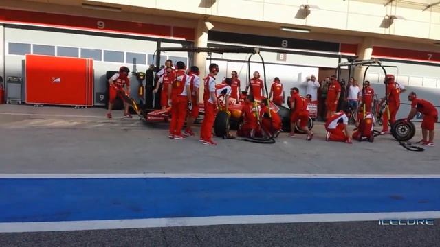 F1 Bahrein 2014 - Kimi Raikkonen - (Pit Stop) Ferrari F14 T [HD] смотреть онлайн