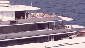 Супер мега яхта FAMILY DAY HD SUPER YACHT