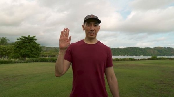 4 in 1 Gimbal: Hohem iSteady MT2 Review. Tracking with any camera!