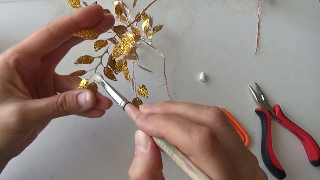 Берёза из пайеток. Мастер класс. смотреть онлайн