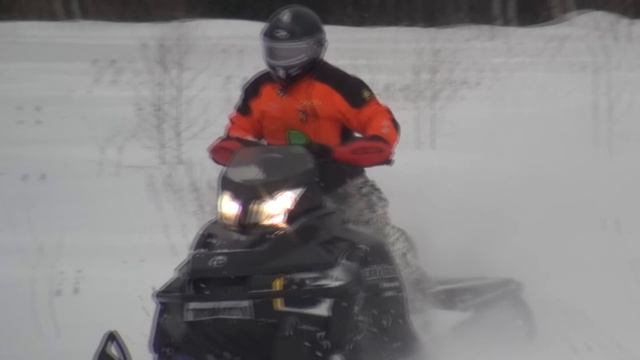 Tundra Xtreme 600 E-tec Bluzeum смотреть онлайн