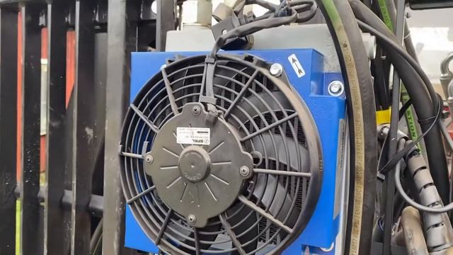Köp Hydraulpump till kraftuttag med tank Bjm Sunfab SAP 056L på Klaravik смотреть онлайн