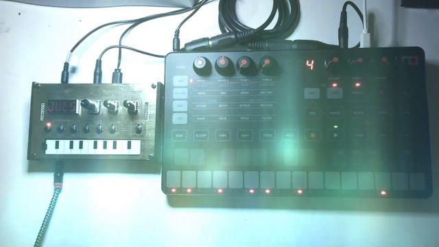 THE CAT'S EYE - improvisation with Korg NTS-1 and UNO Synth by D.U.O. (Digital Unit Operated) смотреть онлайн