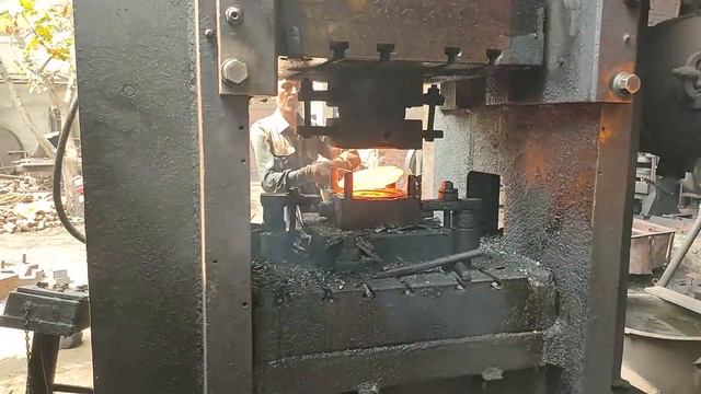 Топ-5 невероятных видеороликов о массовом производстве и производственном процессе смотреть онлайн