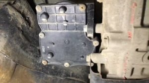 Устранение неисправности работы блокировки заднего дифференциала на Toyota Land Cruiser Prado 150