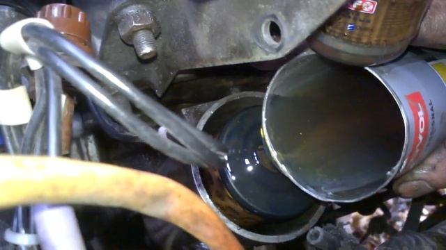 Замена масла в ЗМЗ-402, обратите внимание на... Еразкин. МИРовая библиотека смотреть онлайн