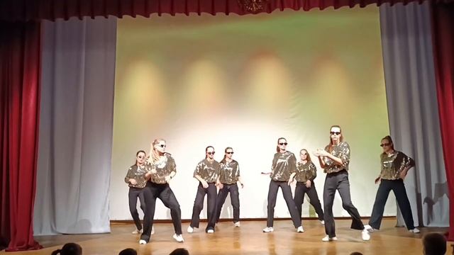 1 отряд Большие танцы смотреть онлайн