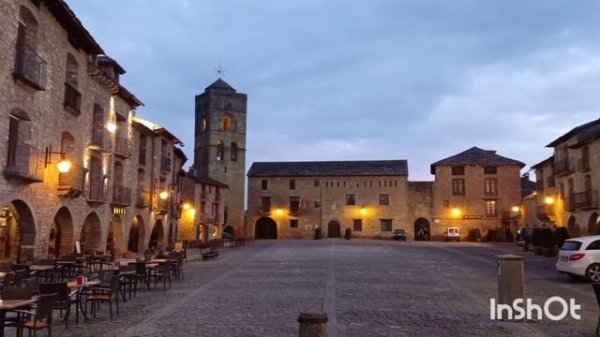 Viaje a Aragon. Los lugares mas interesantes. España. Арагон, Испания. Горы, монастыри, города.