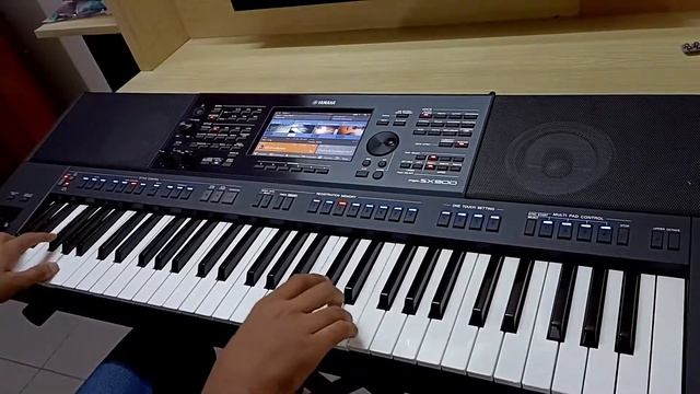 Dandelions | Ruth B | Yamaha PSR SX 900 | Kartik Malhi смотреть онлайн