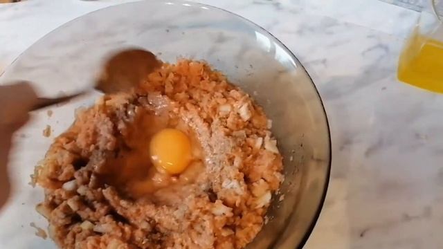 ДИЕТИЧЕСКИЕ КОТЛЕТЫ ИЗ ЛОСОСЕВОГО ФАРША. БЫСТРЫЙ И ЛЁГКИЙ РЕЦЕПТ ПП КОТЛЕТ. ЕШЬ И ХУДЕЙ! смотреть онлайн