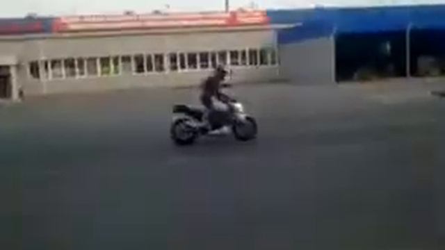 Burnout honda hornet Saratov 2011 смотреть онлайн