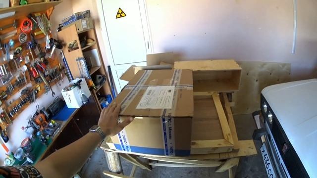 Весной в деревне,  Огород и посылка из Москвы.