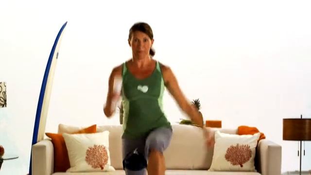 Wii Fitness - EA Sports Active More Workouts Trailer смотреть онлайн