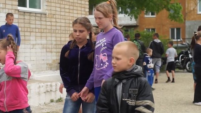 Байкеры Владивостока CRAZY BOOTS. Поездка в детский дом в Новошахтинск. смотреть онлайн