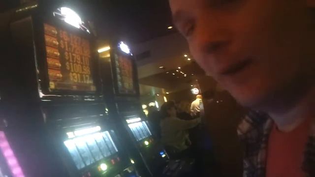 Worlds worst gambler in las vegas смотреть онлайн