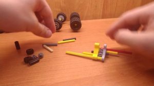 Сборка полноприводной машины из Лего техник.