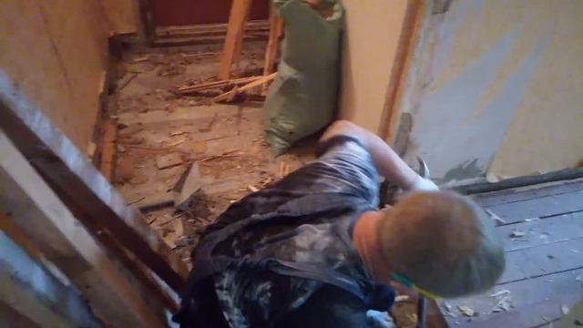 Деревянный пол в квартире! И то что под ними находится. смотреть онлайн