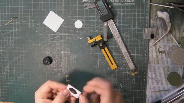 Покраска катков с резиновыми бандажами. При помощи самодельных масок. смотреть онлайн