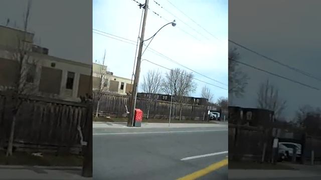 4 "Almosts" in 60 seconds on the Dundas Bike Lanes смотреть онлайн