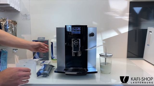 JURA E6 Kaffeevollautomat (Modell 2020) - Reinigung смотреть онлайн
