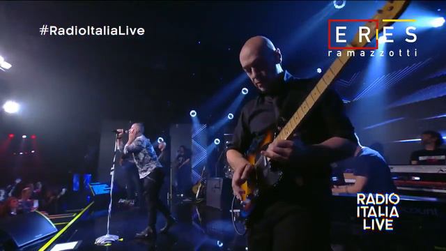 Stella gemella - Eros Ramazzotti (RadioItalia Live 2020) смотреть онлайн
