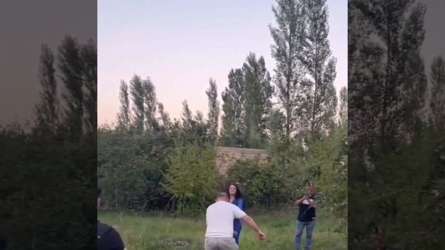 Dana DURDANANIN Qusar Rayonu, İMAMQULUKƏND Kəndində EV YİYƏSİ İlə Şıdırğı RƏQSİ... смотреть онлайн