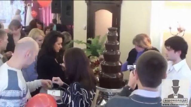 Большой шоколадный фонтан от компании "ВШоколаде" смотреть онлайн
