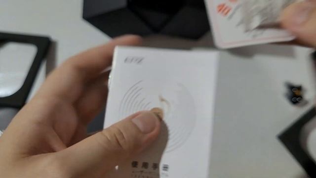 EPZ Q5 Unboxing смотреть онлайн