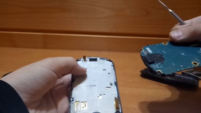 ремонт для подписчики не работает тачскрин Samsung GT-C3510 смотреть онлайн